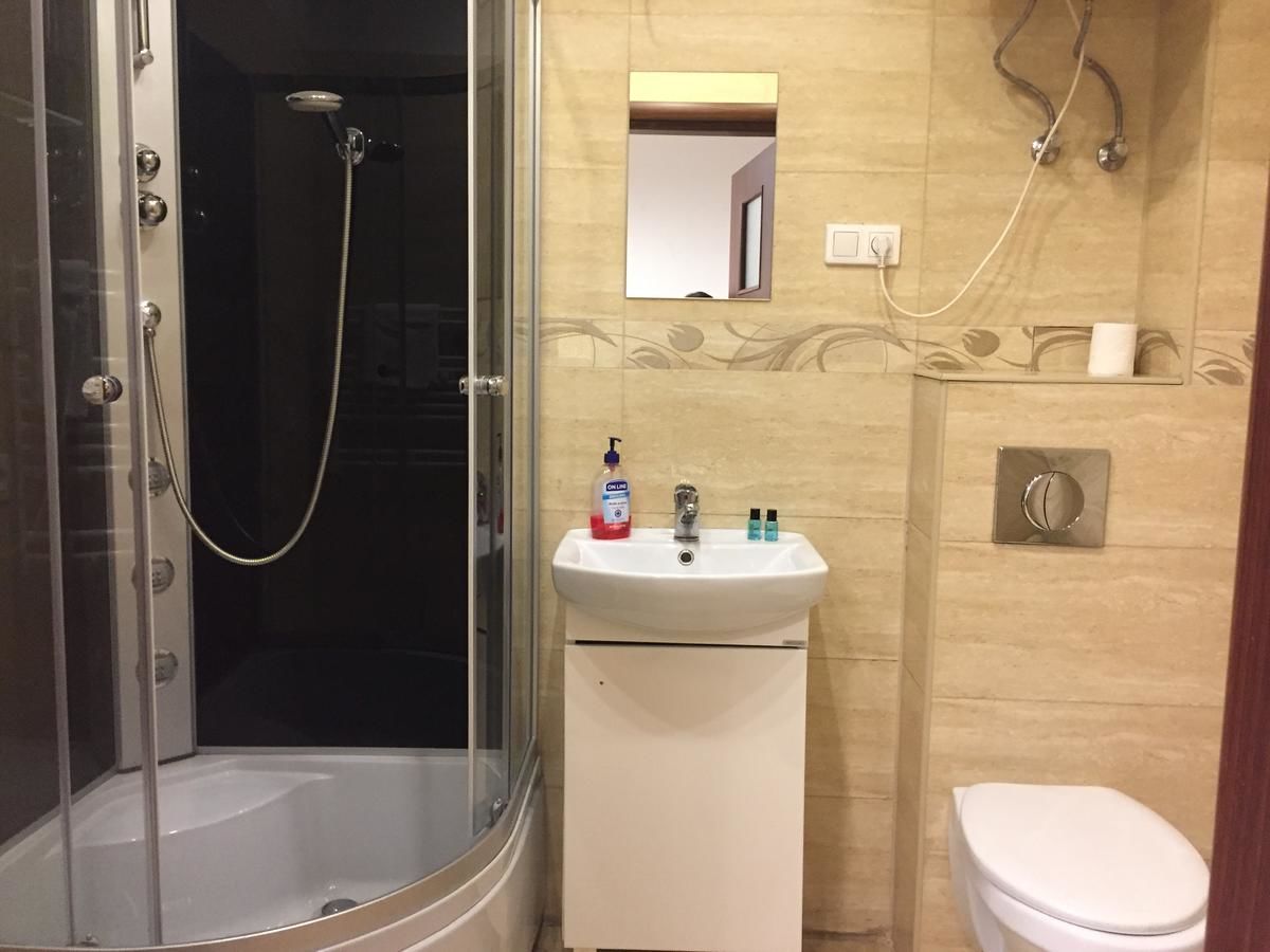 Хостелы Hostel Sentral Катовице-38